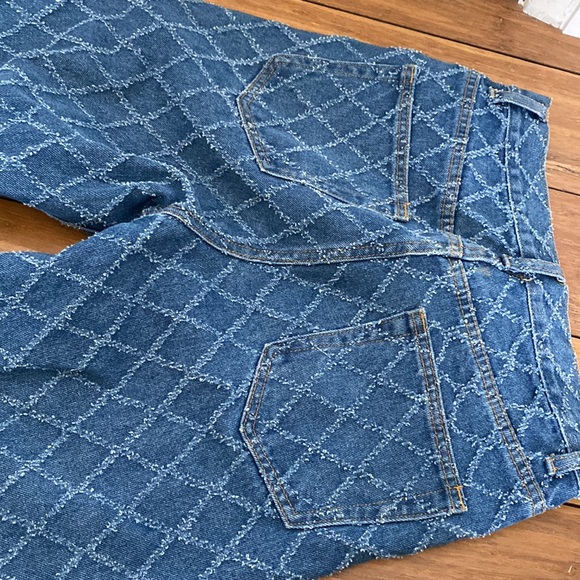 Adika Cliff Textured Pattern Jeans | WIDE - Picture 6 of 6